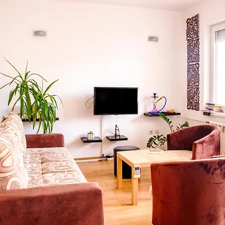 Square View * Скоп'є