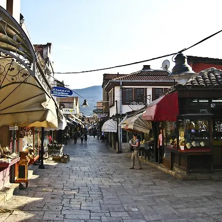 Square View