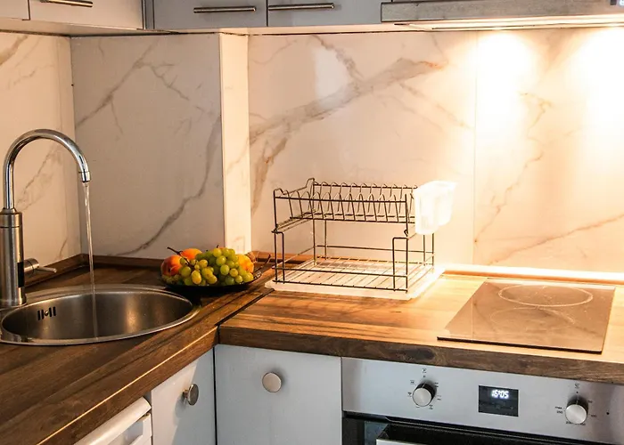 Square View Апартаменти *